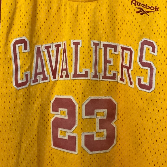 Reebok Cleveland Cavaliers Hardwood Classics Jersey - James #23 - Picture 2 of 5